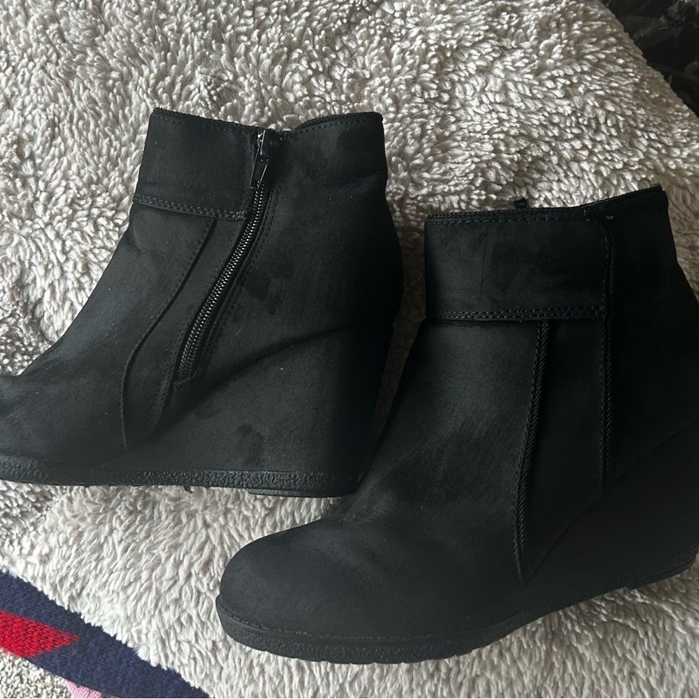 Canyon River Blues Black Wedge Boots